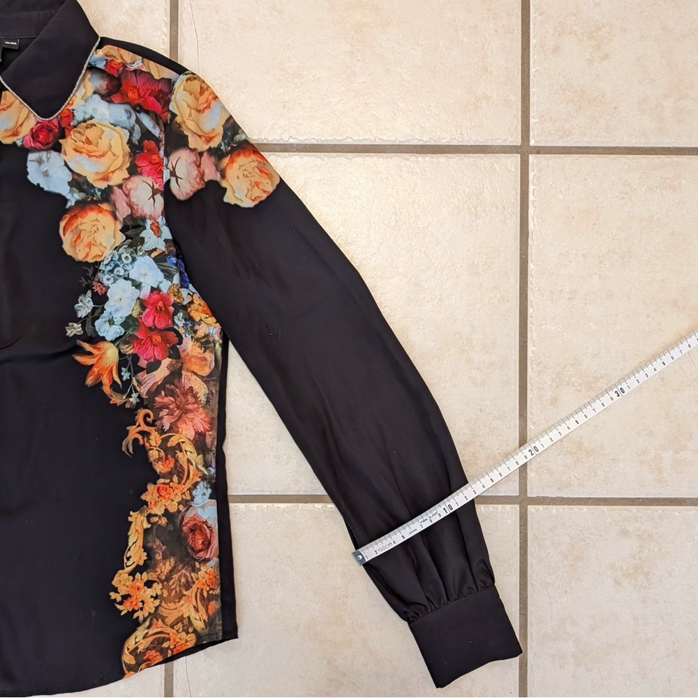 Size Small Vero Moda Floral Blouse Collared Button Down Shirt with Metallic Trim - Picture 14 of 15